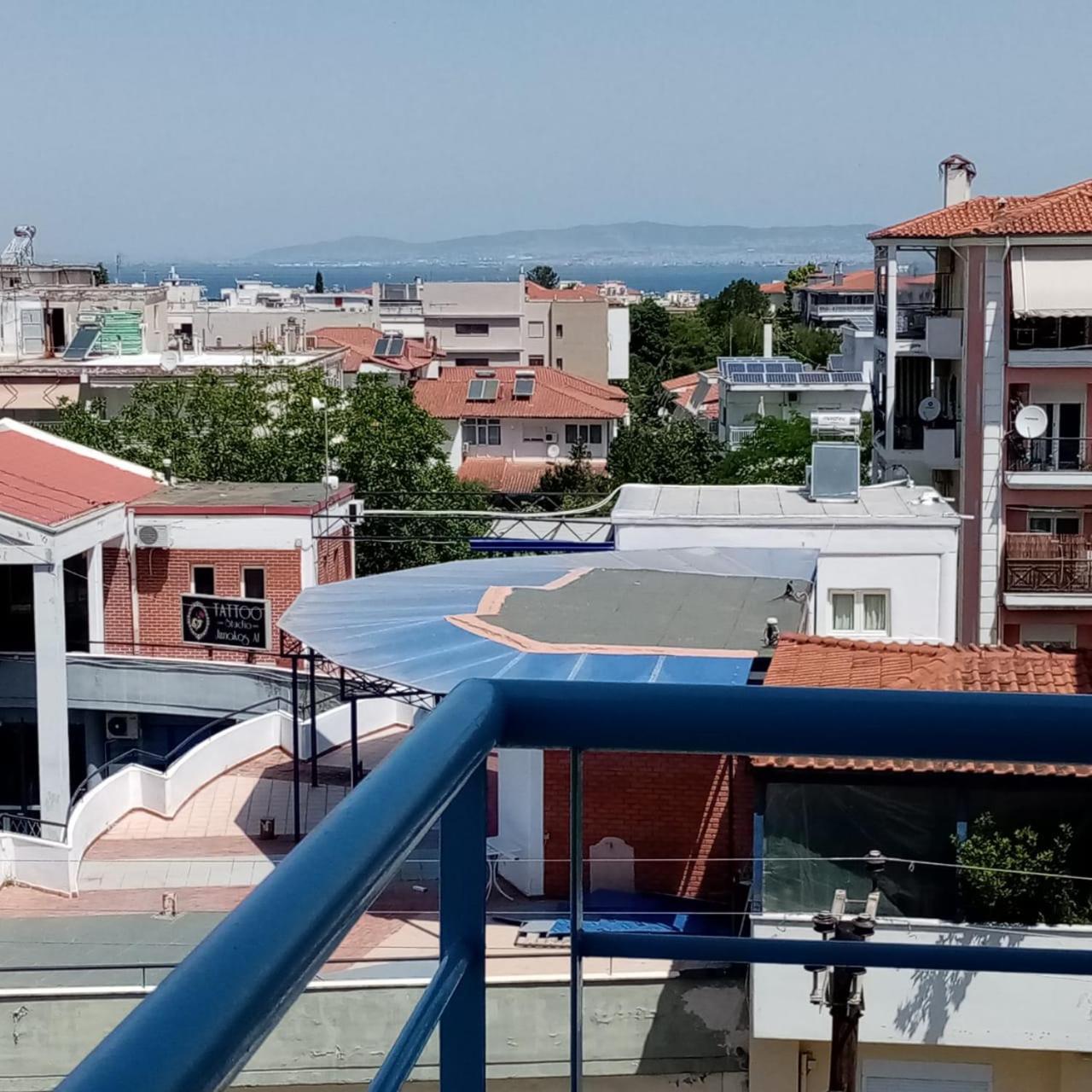 Apartment By The With Amazing Sea View
